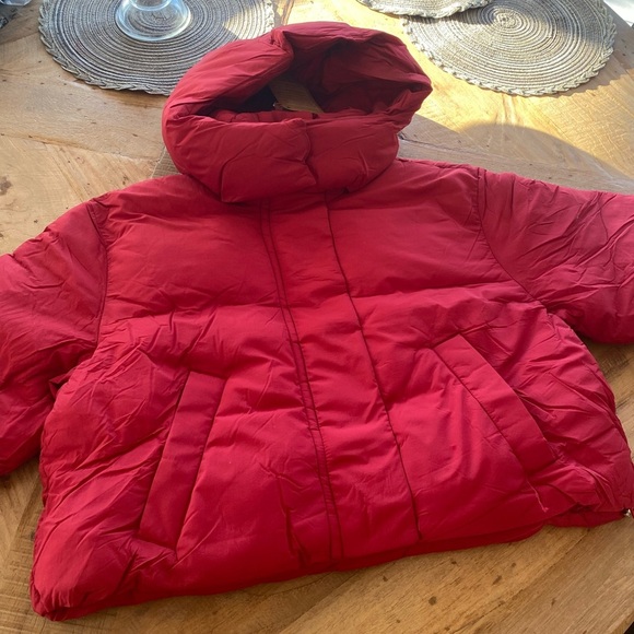 NWT GAP Red Puffer Jacket High
Collar Quilted 1 small petite - Picture 9 of 13